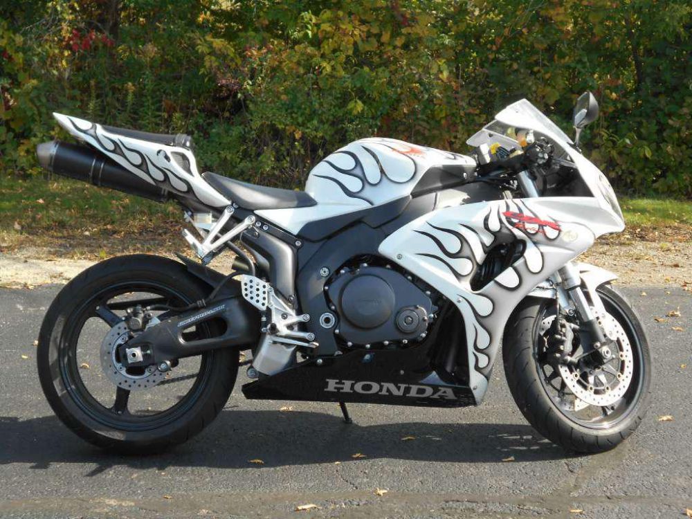2007 Honda CBR1000RR Sportbike 