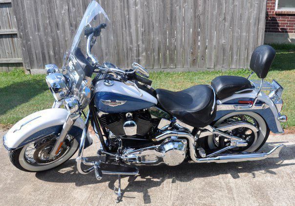 2005 Harley-Davidson Softail DELUXE Cruiser 