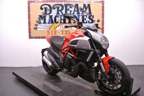2012 Ducati Diavel 2012 Ducati Diavel *We Ship & Finance*