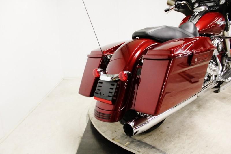 2010 Harley-Davidson FLHX Street Glide Red Touring Motorcycle Low Miles, US $11,900.00, image 8