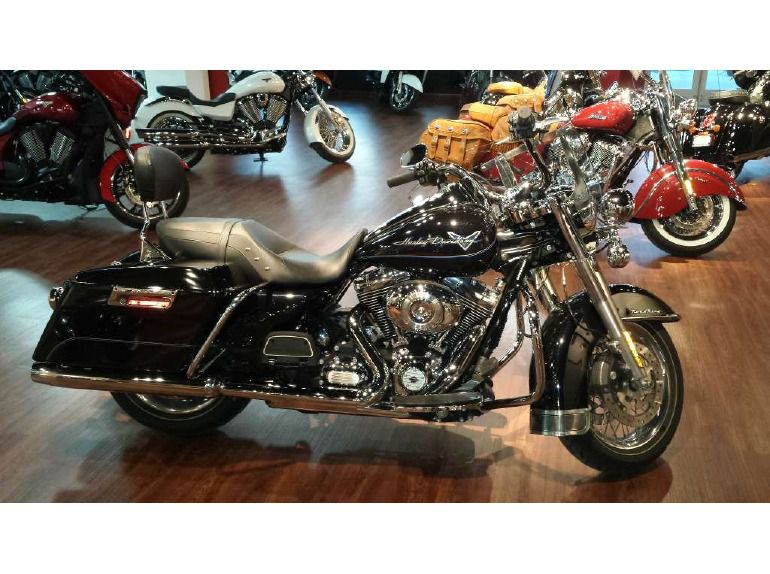 2014 Harley-Davidson FLHXS STREET GLIDE SPECIAL