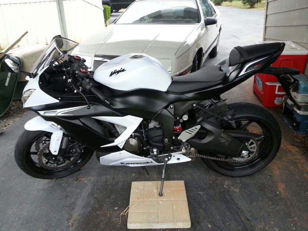 2013 Kawasaki Ninja ZX-636R Competition 