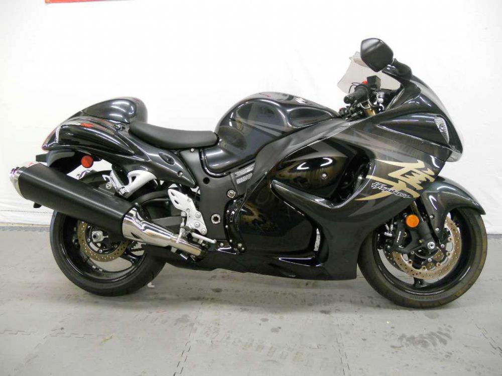 2008 suzuki hayabusa  sportbike 