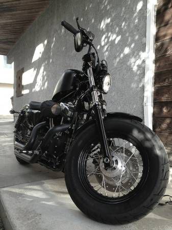 2011 Harley Davidson Forty-Eight (48)
