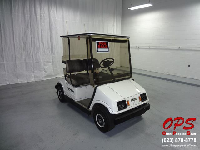 1990 white yamaha golf cart