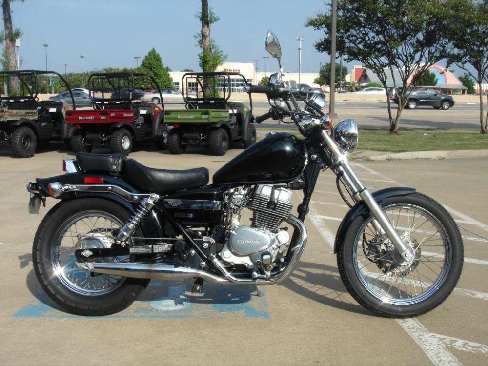 Buy 2007 Black Honda Rebel on 2040-motos