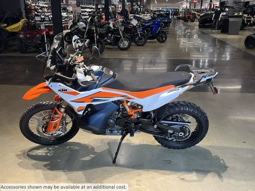 2024 KTM Adventure 890 R