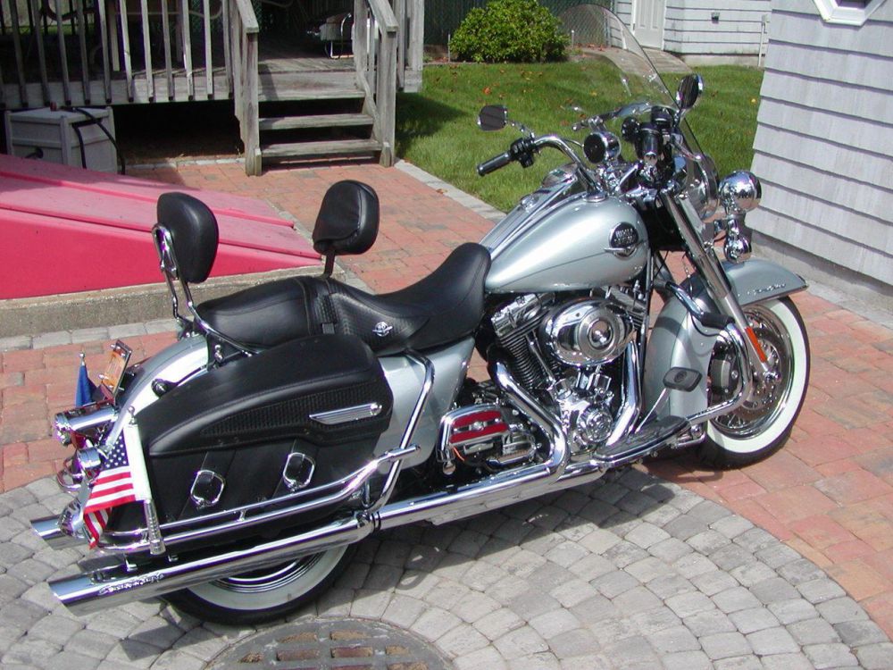 2010 Harley-Davidson Road King CLASSIC Touring 
