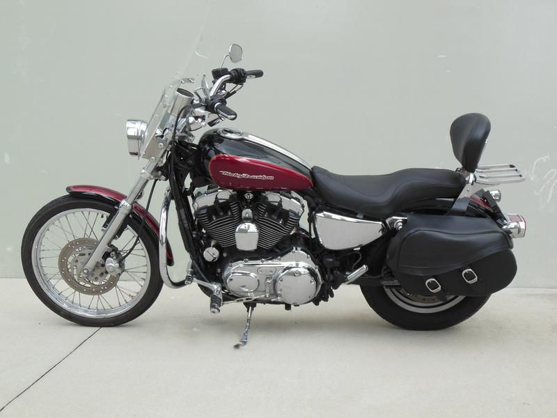 2005 Harley-Davidson XL1200C - Sportster 1200 Custom Standard 