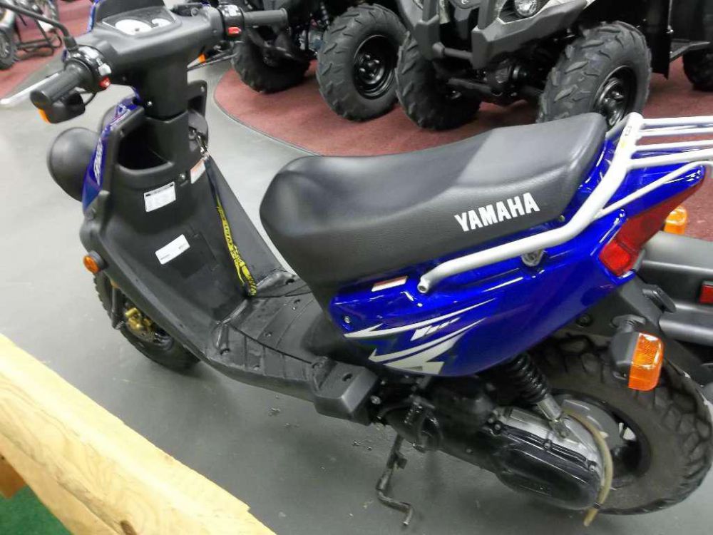 2009 yamaha zuma  scooter 