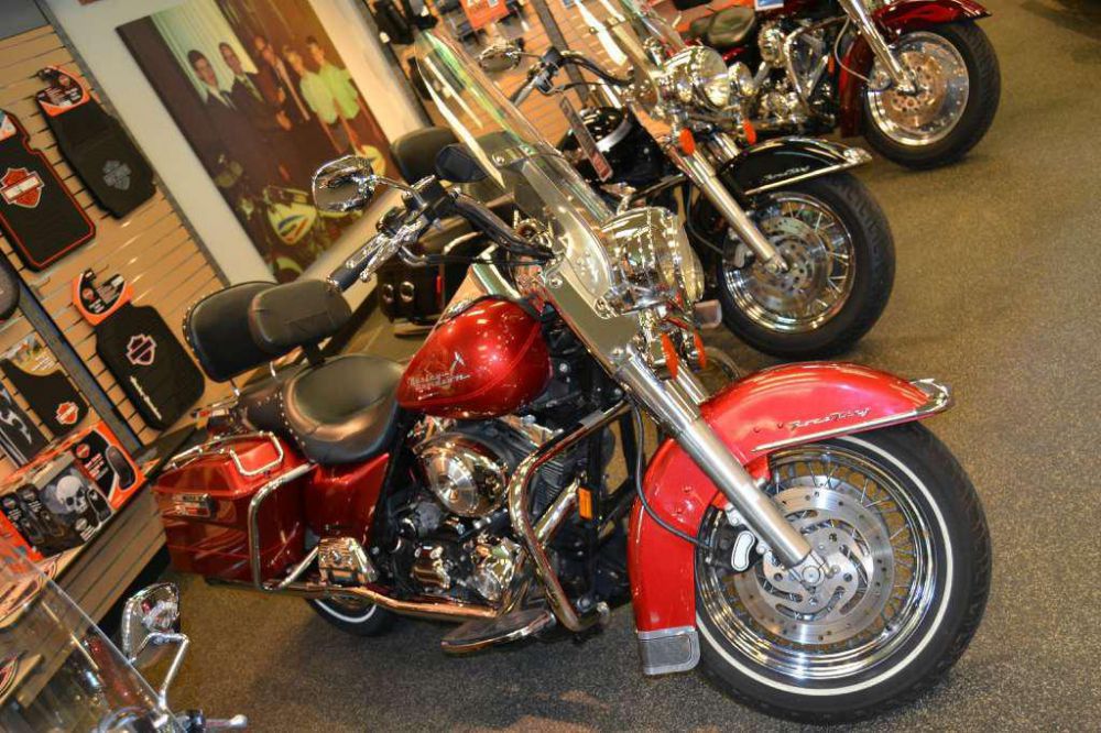 2004 Harley-Davidson FLHR/FLHRI Road King Touring 