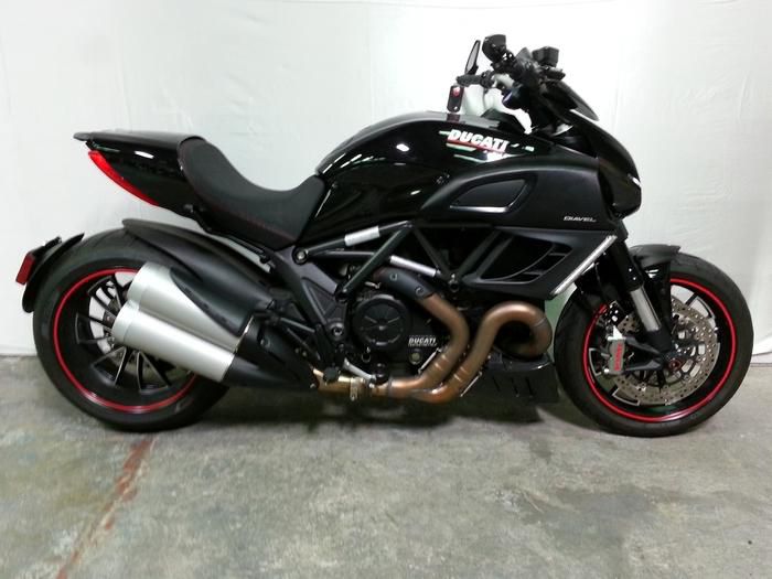 2011 Ducati Diavel $295 Flat Rate Shipping 