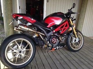 Ducati Monster 1100S ABS