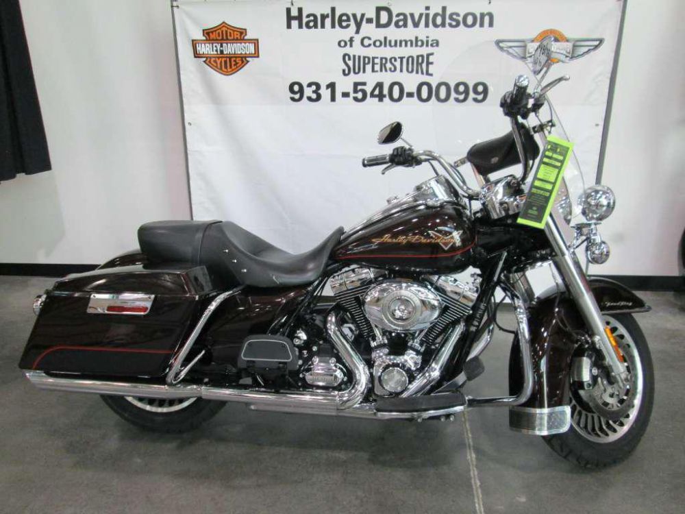 2011 harley-davidson flhr road king  touring 