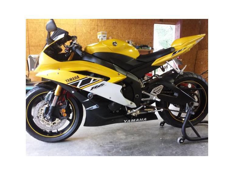 2006 Yamaha Yzf-R6 Sportbike 