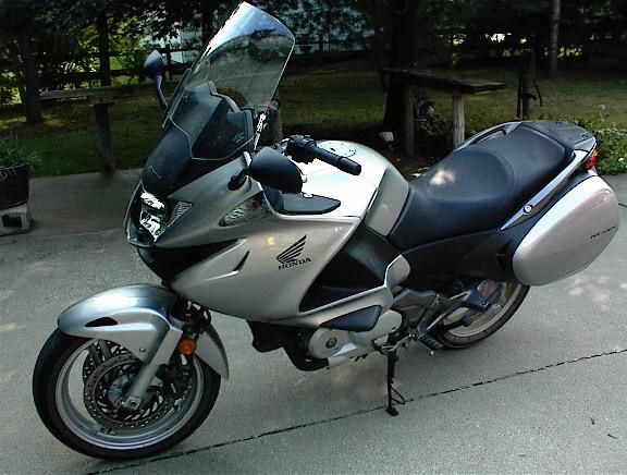 2010 HONDA NT700V NT 700 V NT700 2500 MILES