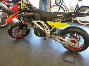 2007 Aprilia SUPER MOTARD