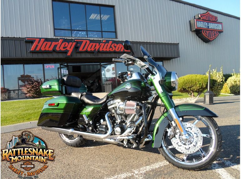 2014 Harley-Davidson FLHRSE - CVO Road King 