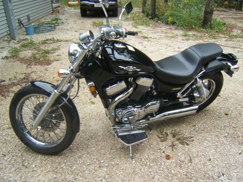 2005 Suzuki Boulevard, US $4900, image 2