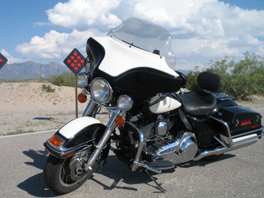 2009 Harley-Davidson Electra Glide STANDARD POLICE Touring 