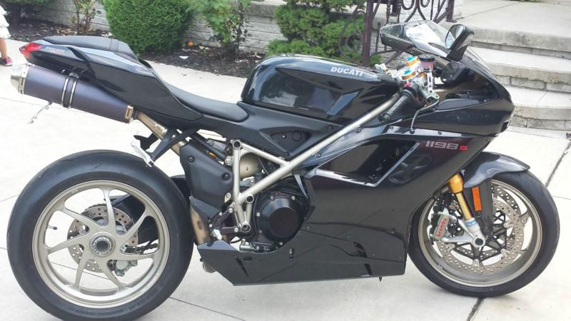 Ducati 1198 s,  black,,superbike, low miles