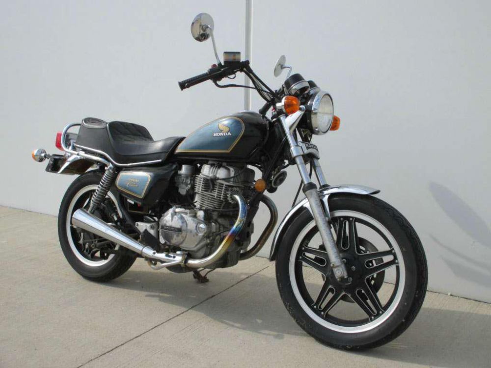 1981 honda cm400  standard 