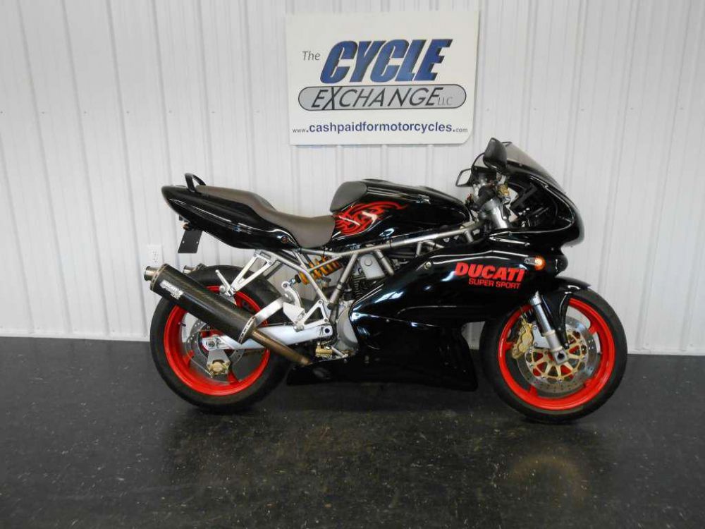 2002 ducati 900 supersport  sportbike 