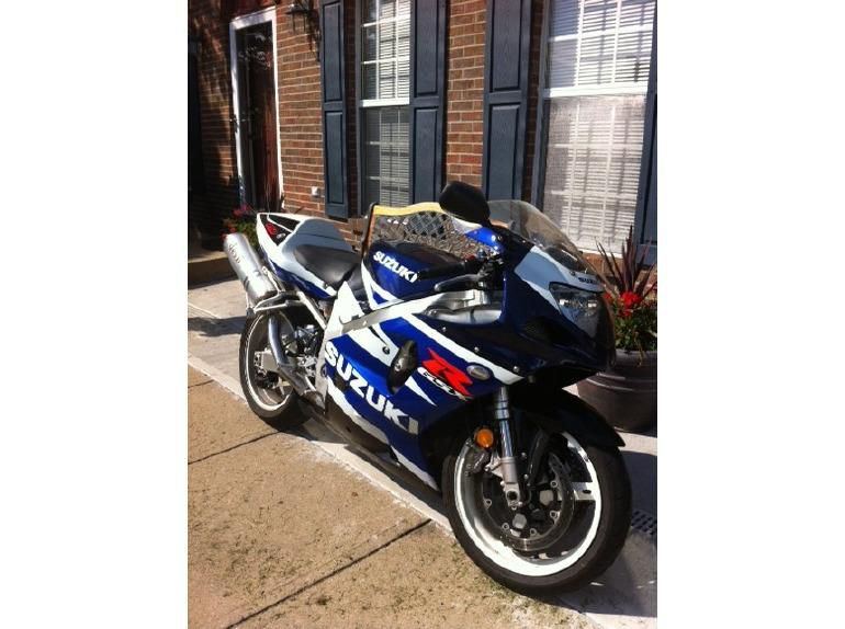 2003 suzuki gsx-r 750 sportbike 