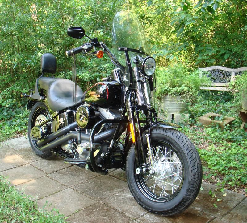 2009 Cross Bones Vance & Hines Exhaust Fuelpak Tuner Excellent Extras Low Miles!