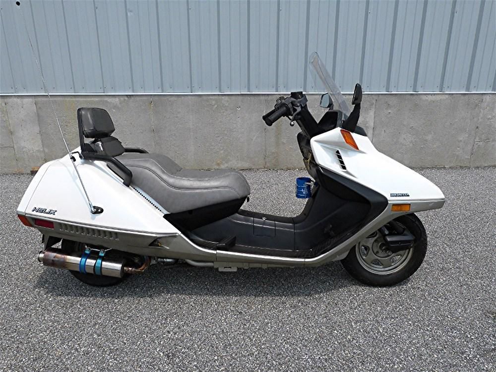 1986 Honda Helix Scooter 