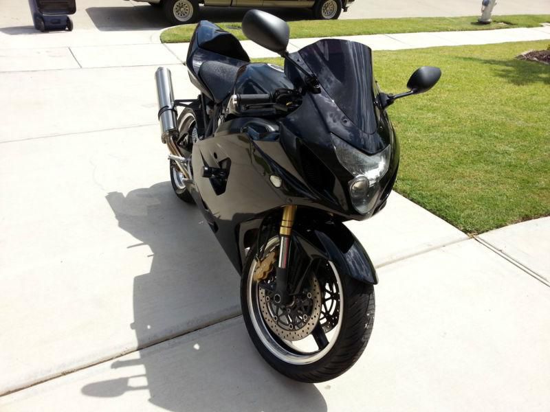 05 GSX-R 600 **Very Clean**Black w/Red Pearl Paint Job**, US $5,150.00, image 4