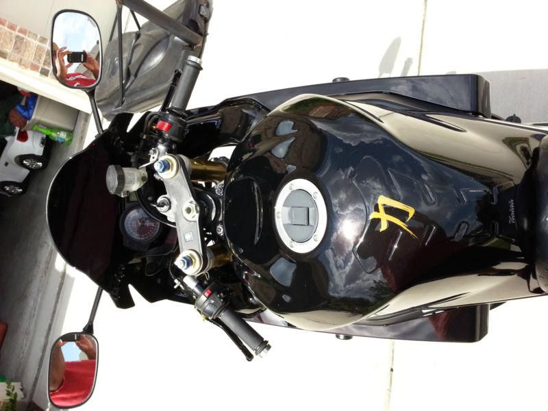 05 GSX-R 600 **Very Clean**Black w/Red Pearl Paint Job**, US $5,150.00, image 5
