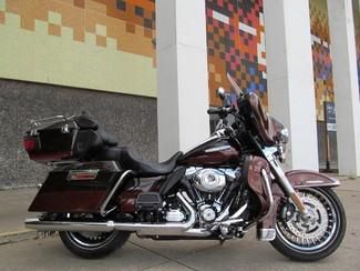 2011 Brown Harley Davidson FLHTK Ultra Limited! Great Looking Bagger!