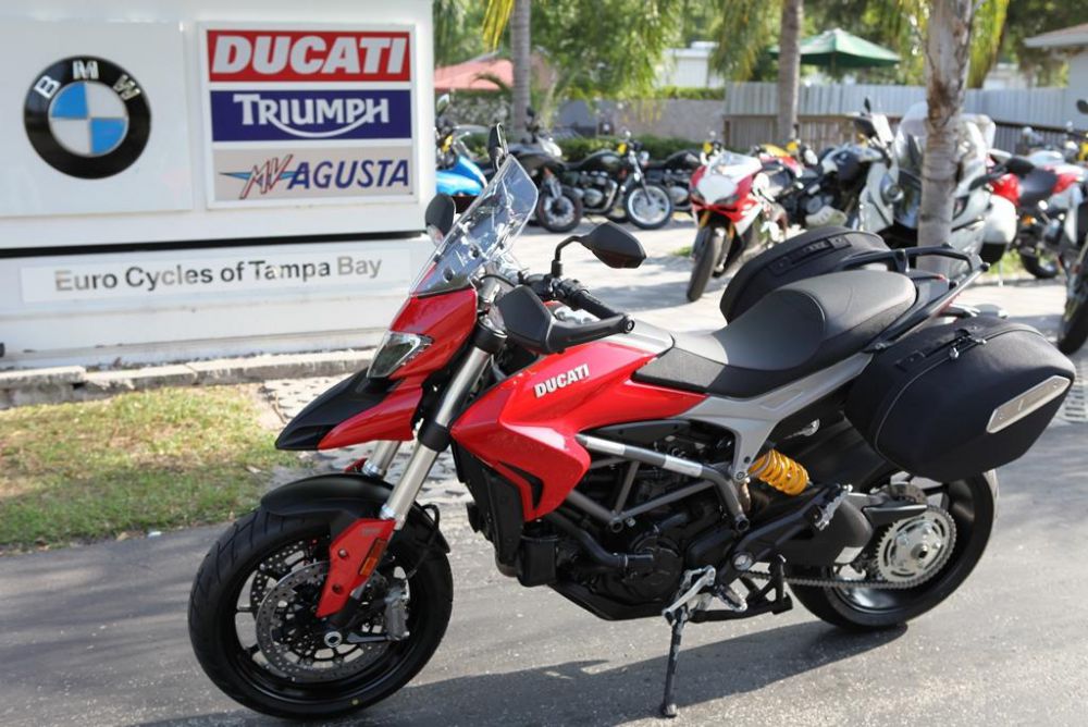 2013 Ducati Hyperstrada Sport Touring 