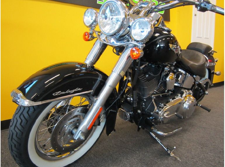 2009 Harley-Davidson Softail Softail Deluxe , $13,999, image 2