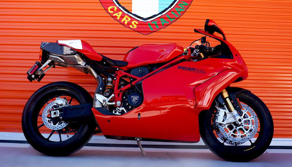 2005 Ducati Testatretta 999R Sportbike 