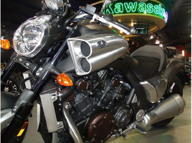 2014 yamaha vmax 