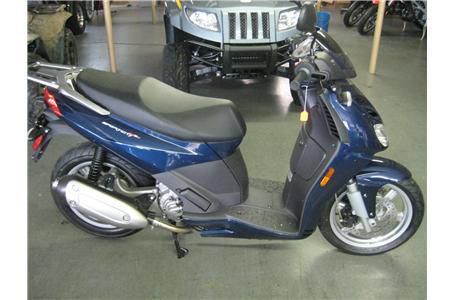 2009 aprilia sportcity 250  moped 