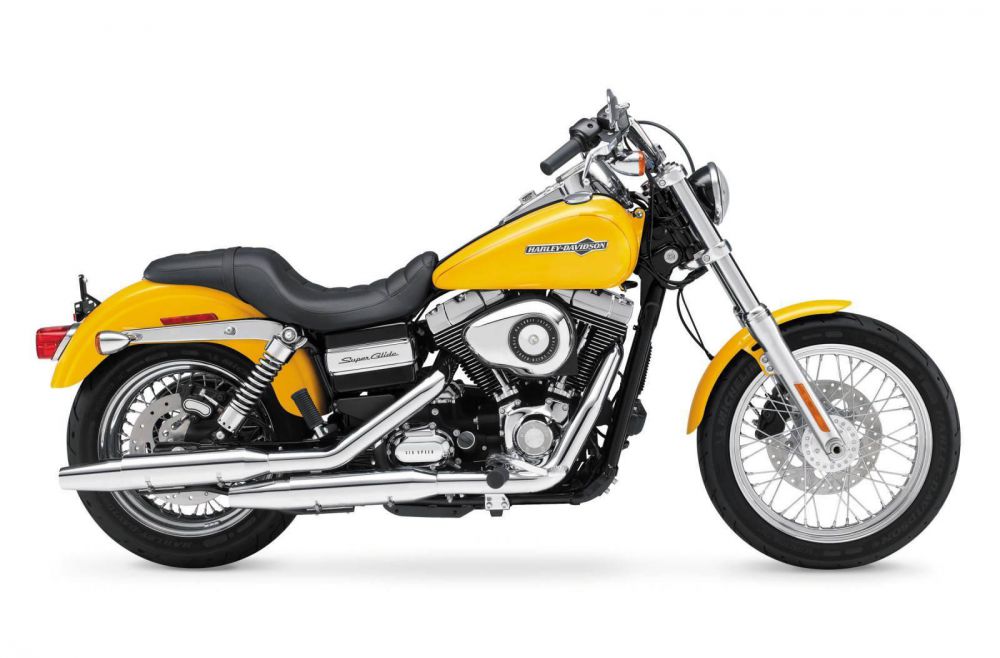 2013 Harley-Davidson FXDC Super Glide® Custom - Color Option Cruiser 