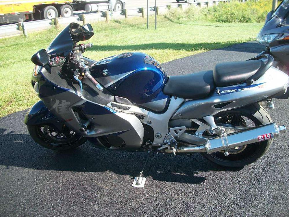 2006 suzuki hayabusa 1300  sportbike 