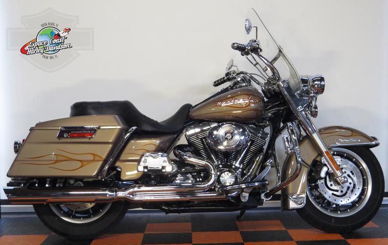 2004 Harley-Davidson FLHR - Road King Touring 