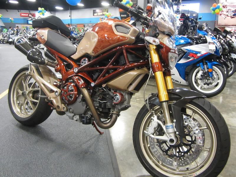 2009 Ducati Monster 1100 S Standard 