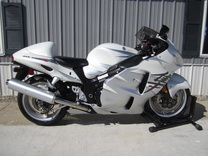 2006 Suzuki GSX1300R Hayabusa Sportbike 