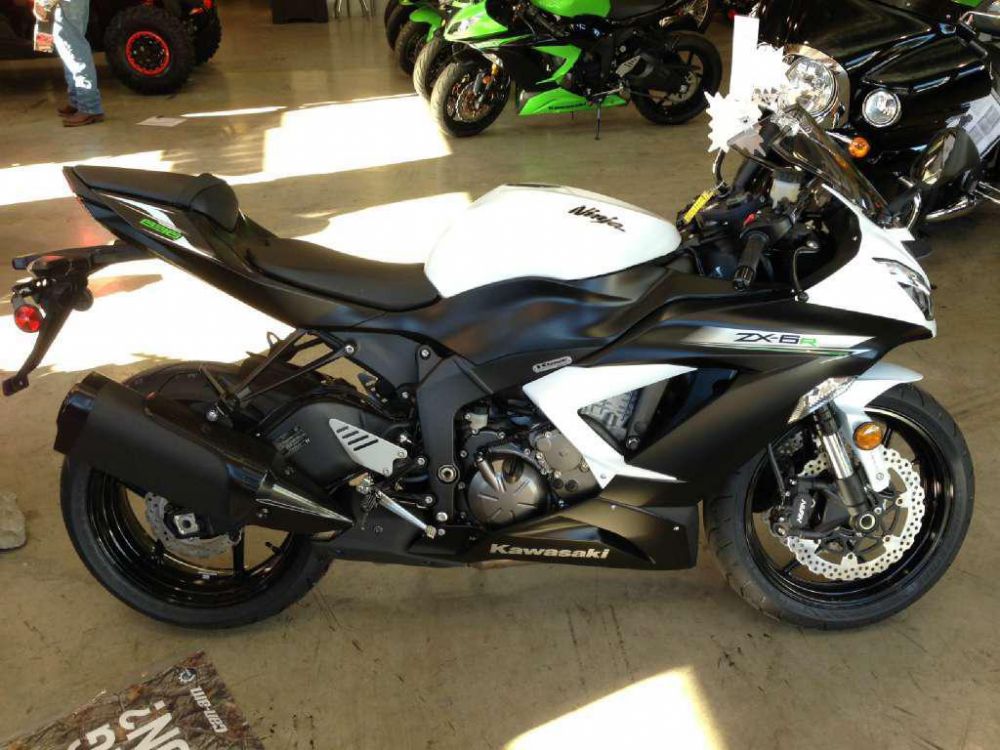 2014 kawasaki ninja zx-6r abs  sportbike 