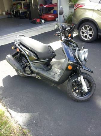 2009 yamaha zuma 125cc,only 3k miles,80mpg,good condition,cheap$2200!!
