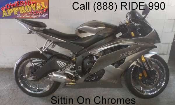 2008 used Yamaha R6 sport bike for sale with chrome rims and all the extras -