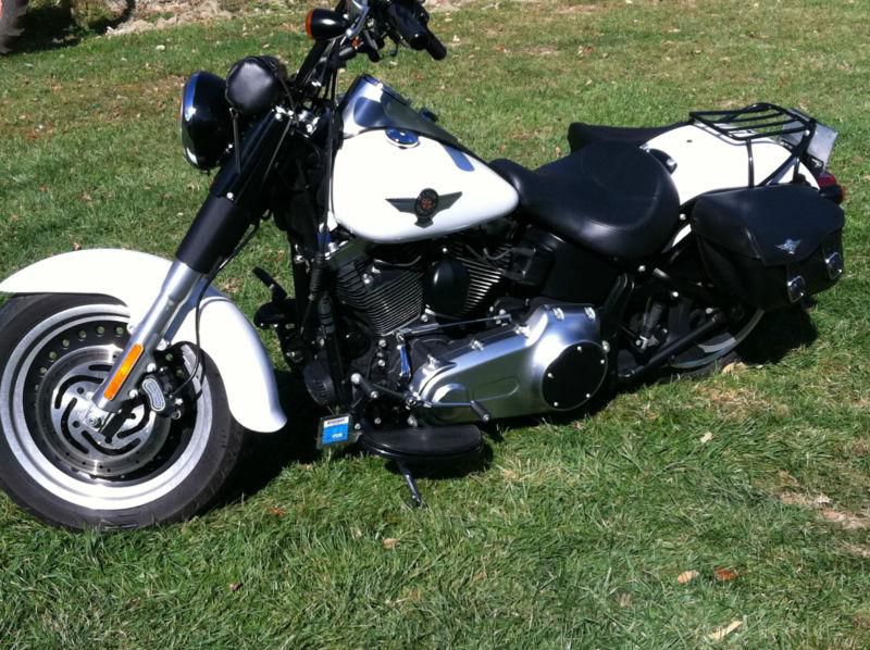 2011 harley fat boy lo