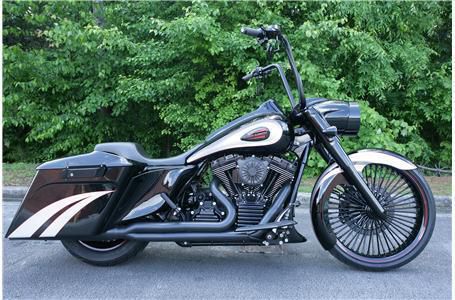 2011 Harley-Davidson FLHR Cruiser 