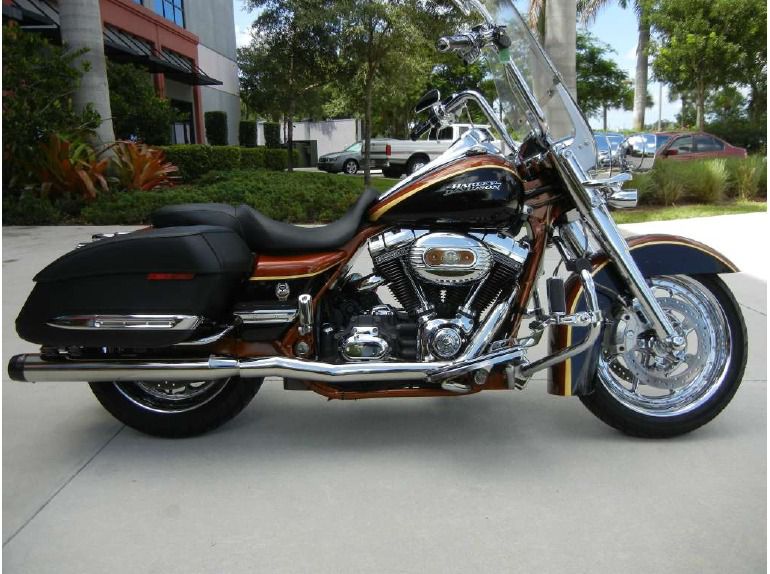 2008 Harley-Davidson CVO Screamin' Eagle Road King 