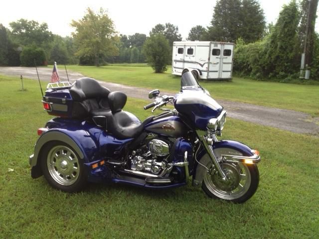 2007 custom harley trike-low miles